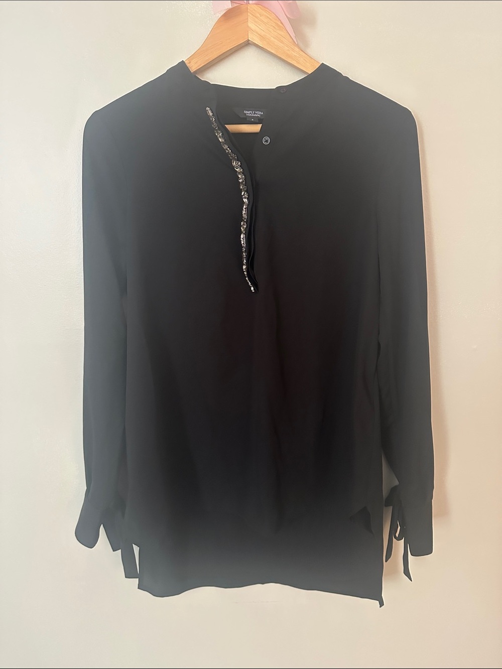 Simply Vera Black Long sleeve Blouse with Jeweled Collar